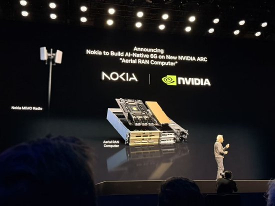 黄仁勋揭晓NVIDIA Arc Aerial RAN Computer