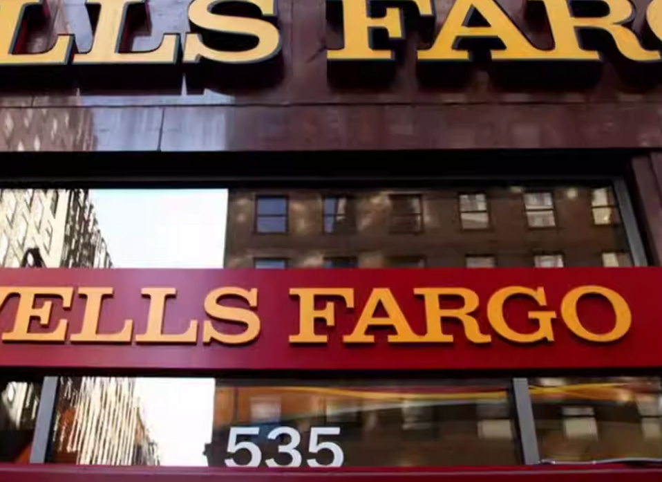 美国许多Z世代成年人仍在接受父母的经济资助