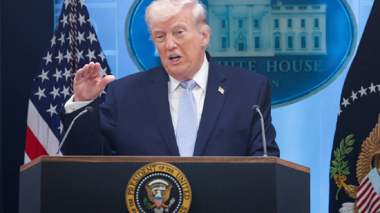 美伊停火首日现分歧:霍尔木兹海峡通行管控、