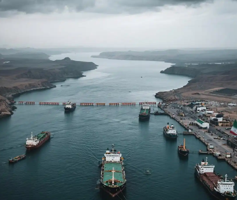 伊朗：霍尔木兹海峡在严密监控与完全掌控之下