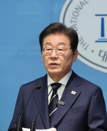 韩国总统李在明改组内阁 提名新财长和国防部长