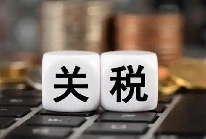 美国对卡车进口启动国家安全调查 为加征关税埋